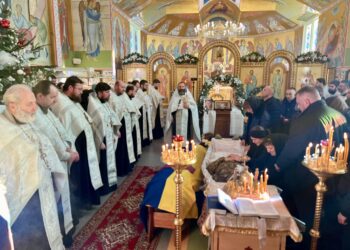 Ковель. Чин Погребіння воїна Стахія Вакуліча було завершено у храмовому комплексі Почаївської ікони